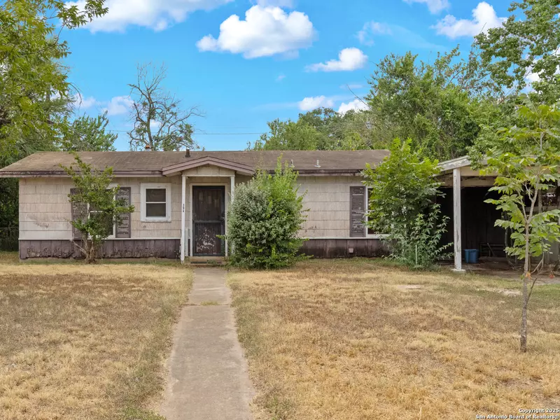 394 Anton, San Antonio, TX 78223