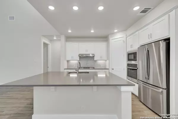 New Braunfels, TX 78130,1652 Gruene Pass