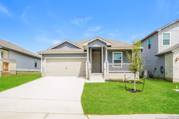 13685 Paxton, St Hedwig, TX 78152