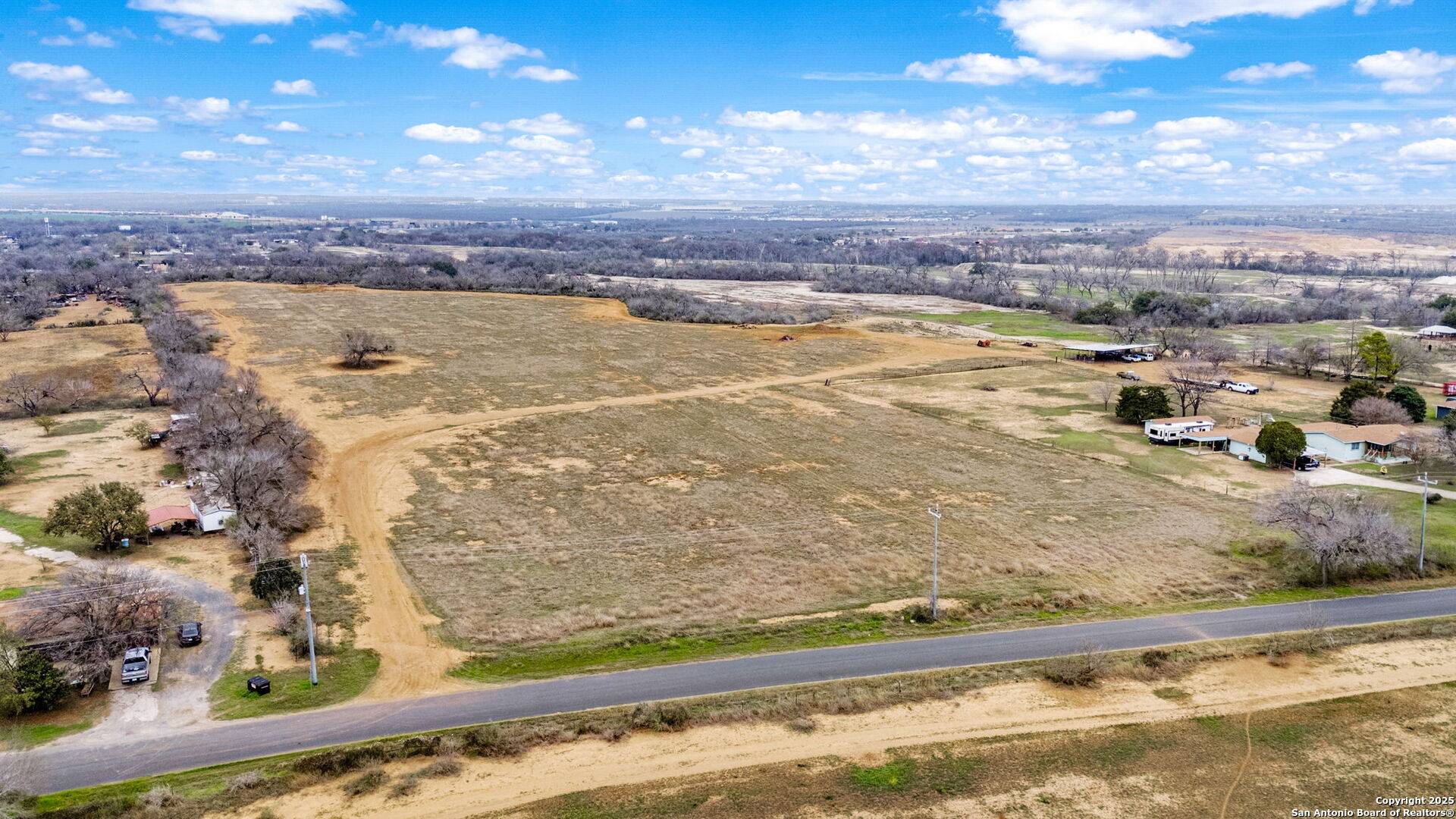 Von Ormy, TX 78073,24 +- ACRES Von Ormy Rd