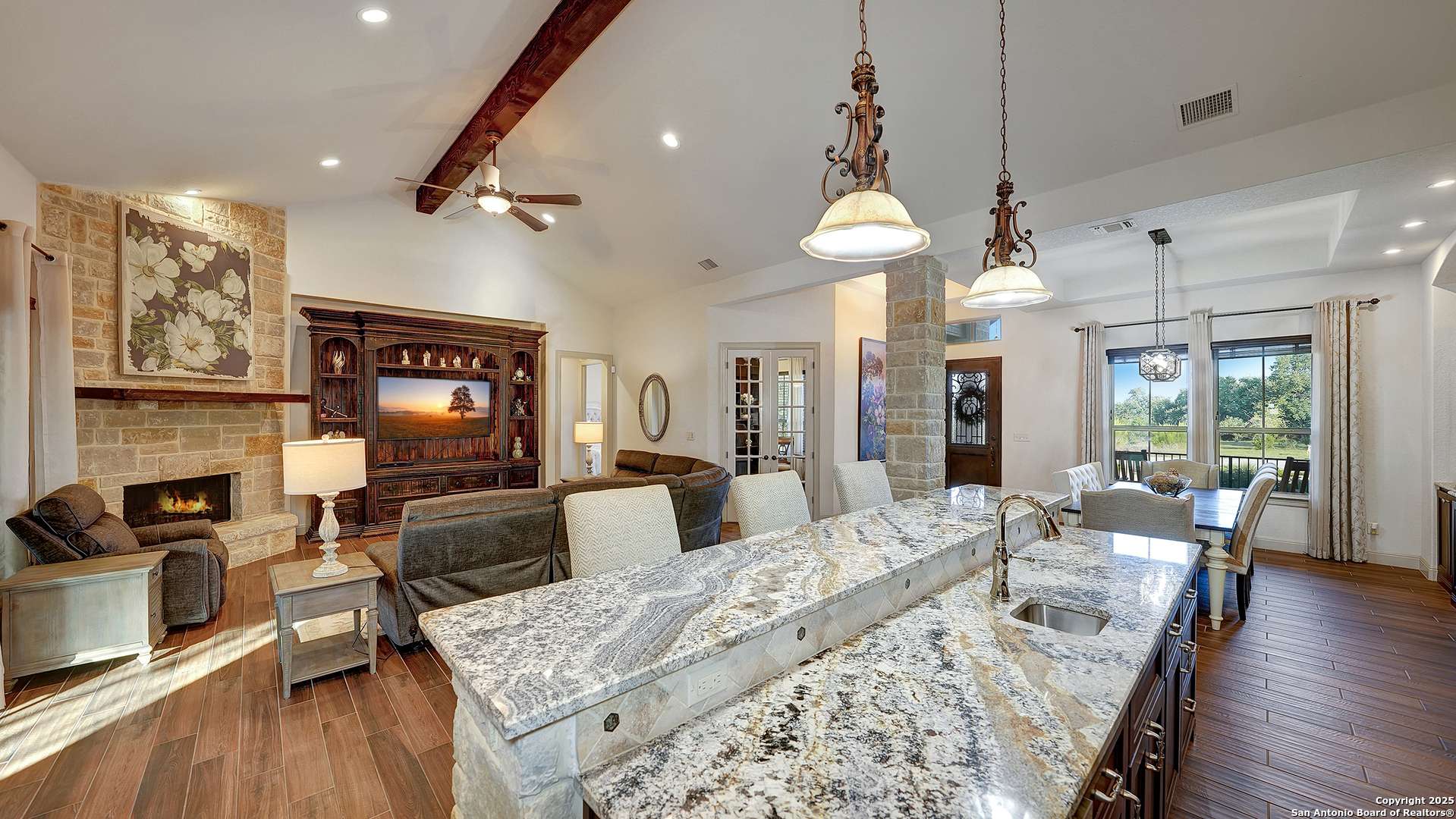 New Braunfels, TX 78132,1408 Olivastro