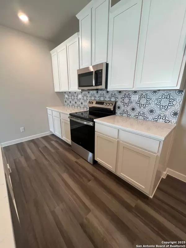 New Braunfels, TX 78130,757 Whitman Street