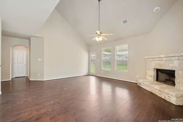 Boerne, TX 78015,27214 Smokey Chase