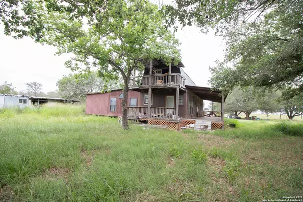 Sutherland Springs, TX 78161,115 Santa Gertrudis