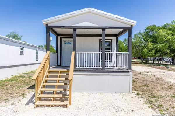 193 live oak UNIT 8, Medina, TX 78055