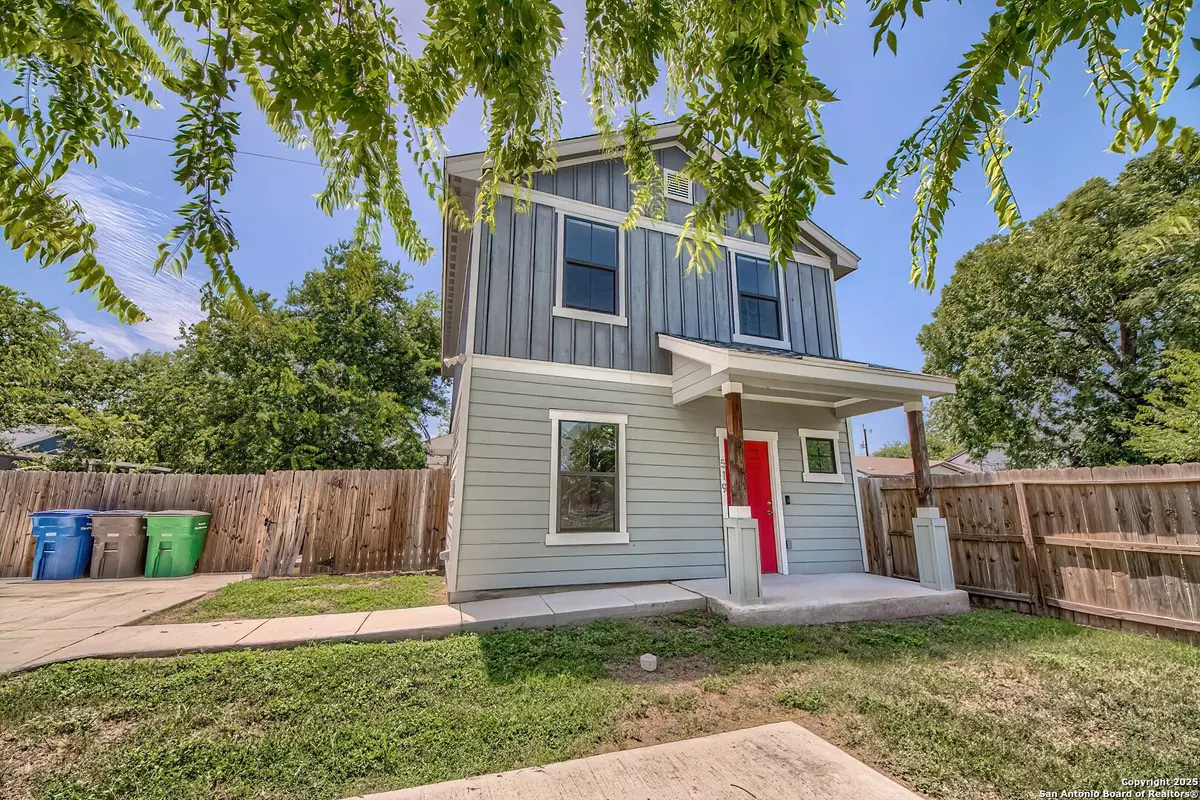 San Antonio, TX 78202,519 Arthur St UNIT # 201