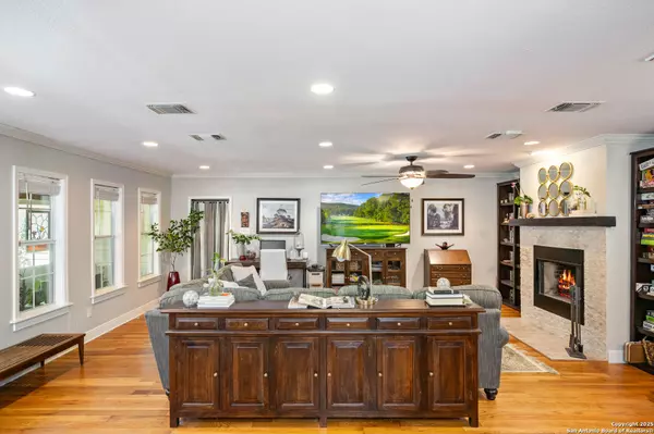 San Antonio, TX 78209,131 Larchmont