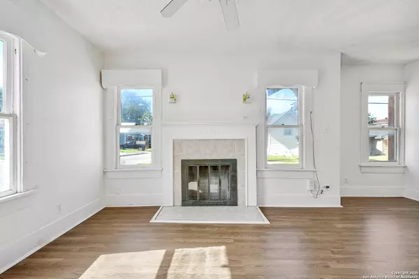 San Antonio, TX 78210,314 W Highland