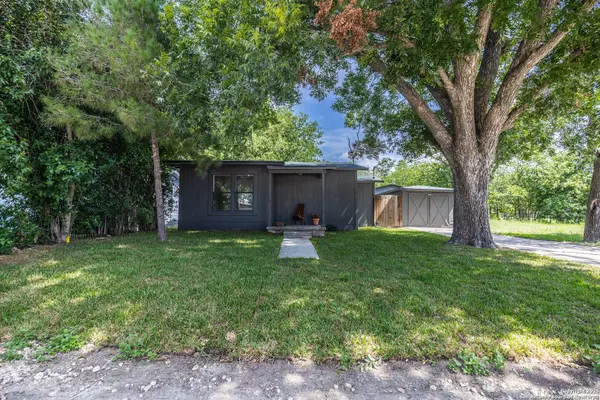 Seguin, TX 78155,608 San Antonio