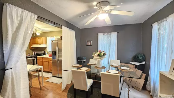 San Antonio, TX 78207,3506 Houston