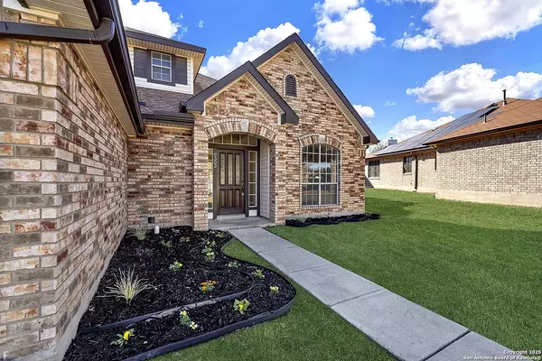 Converse, TX 78109,8303 Copperknoll
