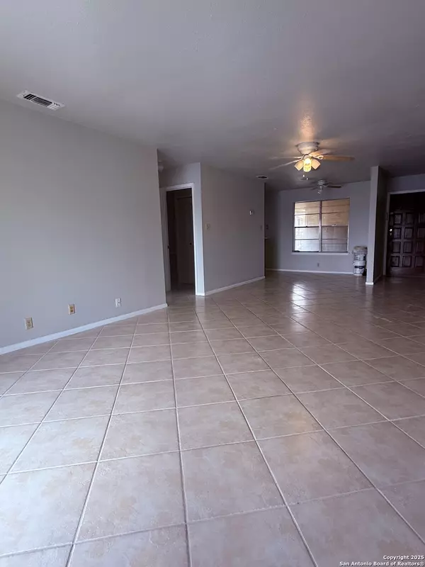 923 Vance Jackson UNIT 804, San Antonio, TX 78201