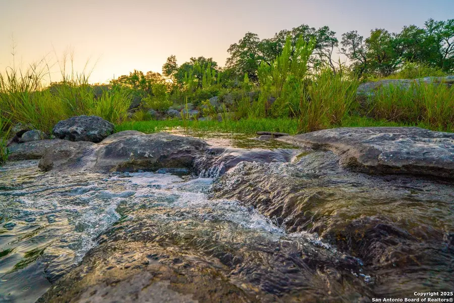 327 Waring Welfare Road, Boerne, TX 78006