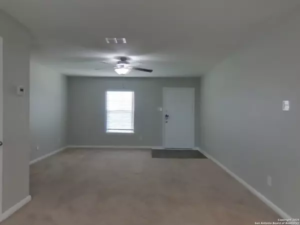 San Antonio, TX 78252,7254 Lazy