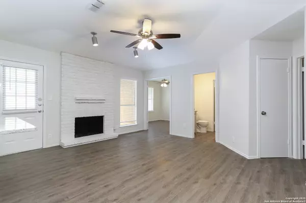 San Antonio, TX 78244,6334 Candleview