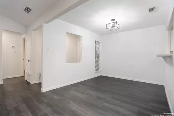 San Antonio, TX 78233,14139 Cradlewood