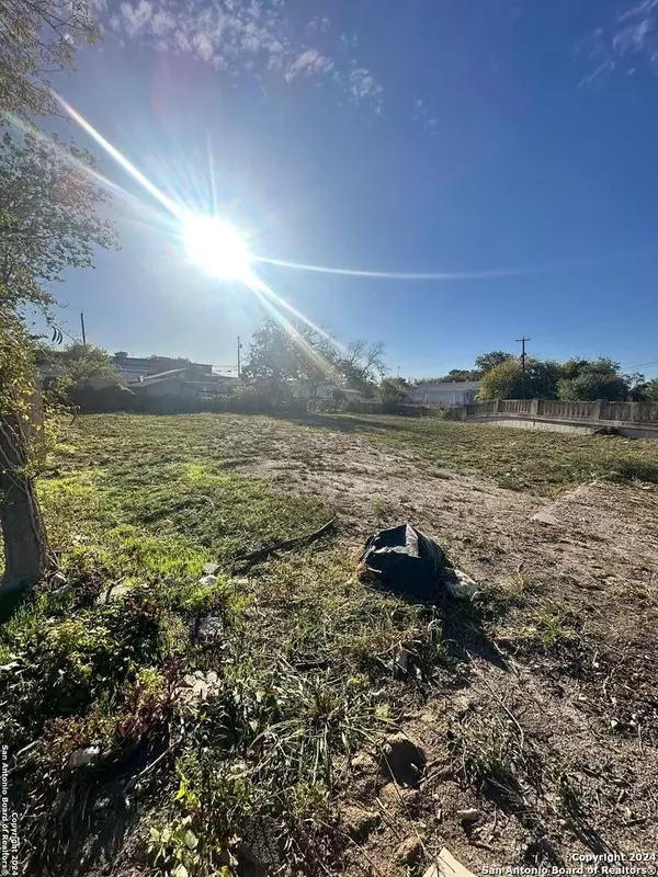 San Antonio, TX 78204,236 CASSIANO