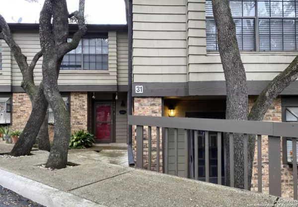 San Antonio, TX 78230,11815 Vance Jackson UNIT 3106