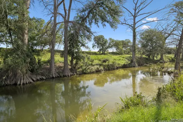 Center Point, TX 78010,1078 FM 480