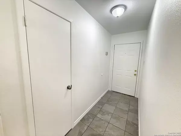 New Braunfels, TX 78130,912 Spring Hill Dr