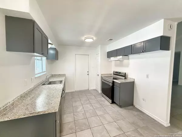 New Braunfels, TX 78130,912 Spring Hill Dr