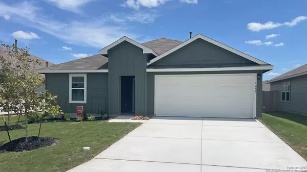 1042 ARGONNE FOREST, Seguin, TX 78155