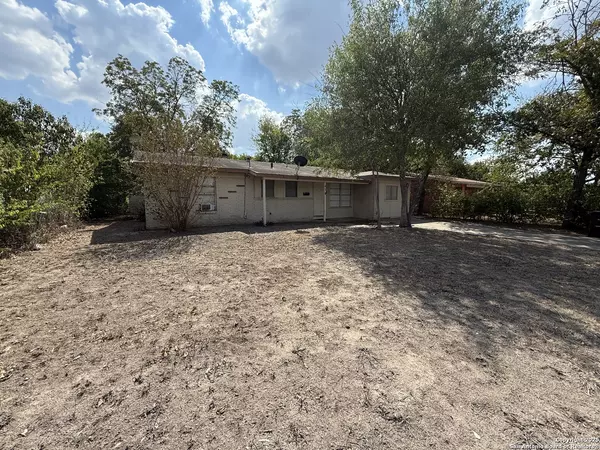 438 SAIPAN PL, San Antonio, TX 78221-2933