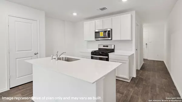 San Antonio, TX 78221,10023 De Allende Path
