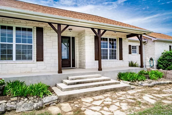 Bandera, TX 78003,233 N Fork