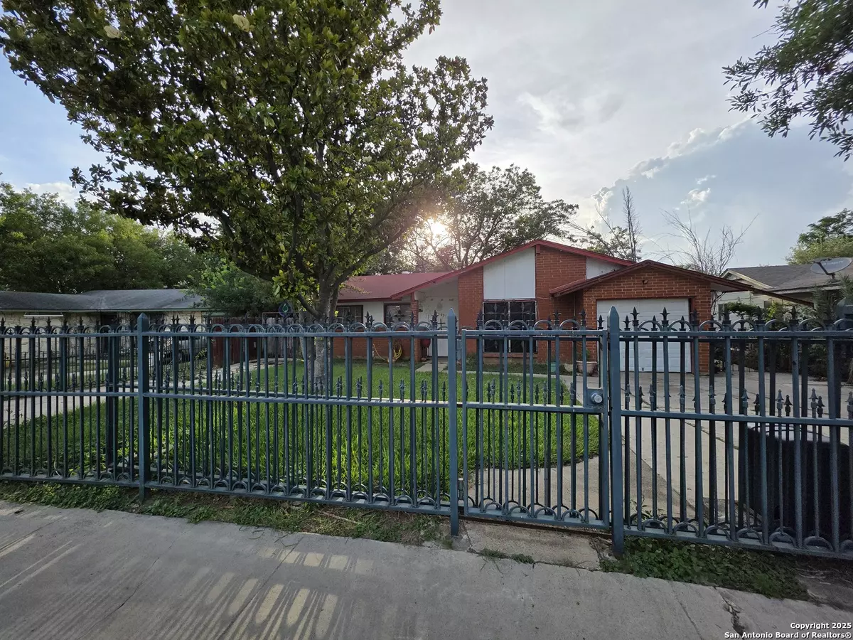 San Antonio, TX 78228,2103 Chesterhill