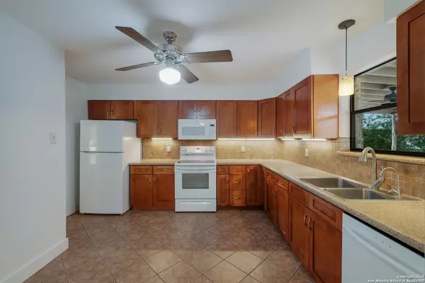 San Antonio, TX 78260,26139 Timberline Dr