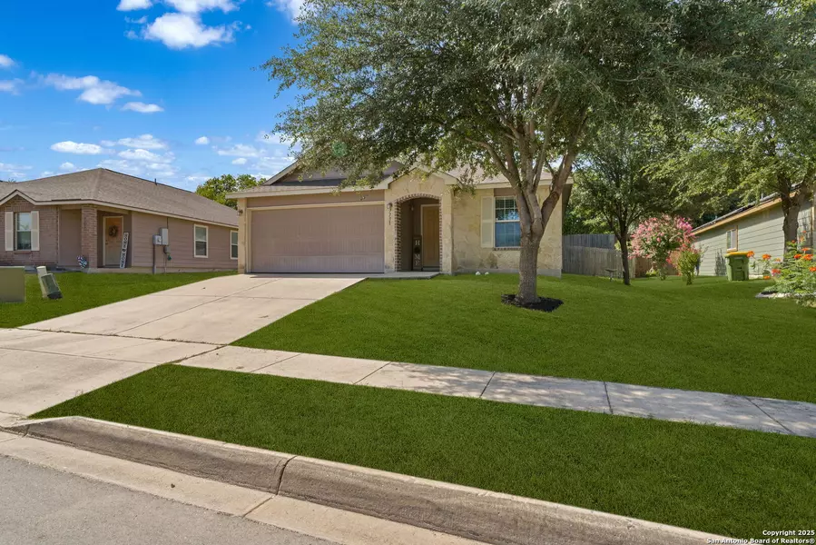 7731 Derby Run, Selma, TX 78154