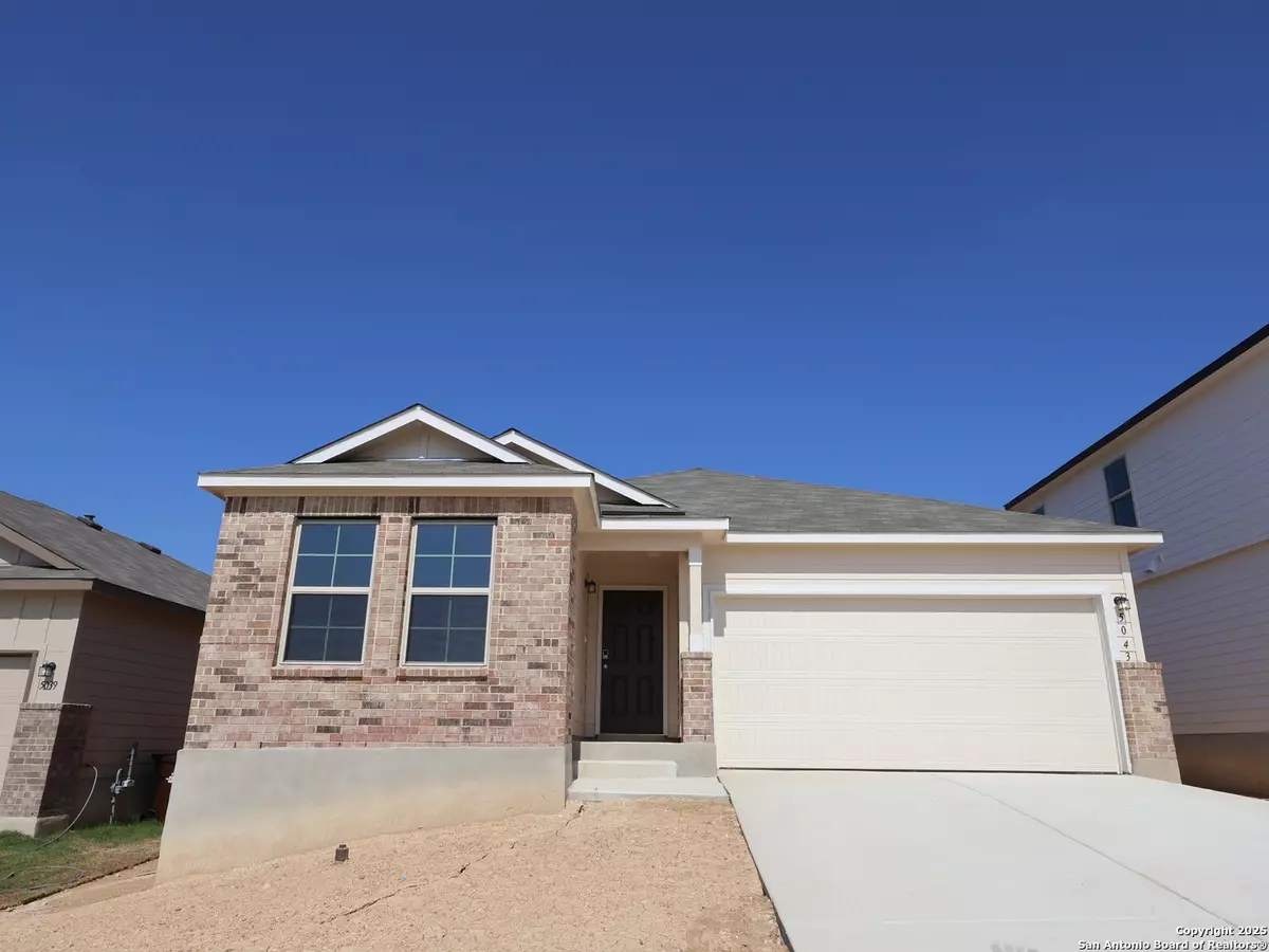 San Antonio, TX 78222,5043 Agave Blue Lane