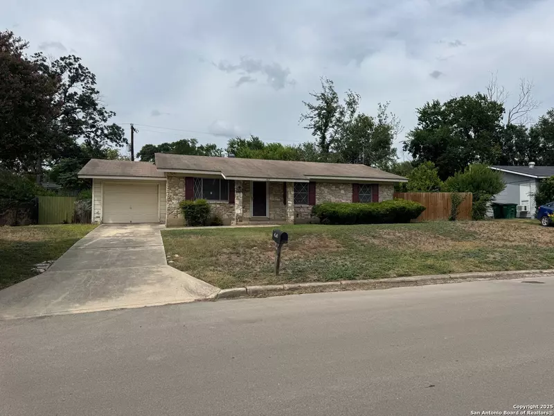 203 Chesswood, San Antonio, TX 78228