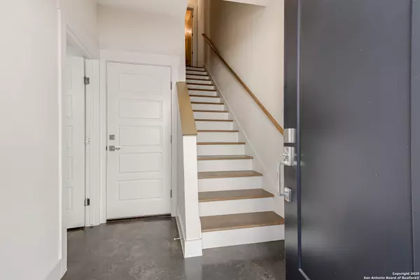 San Antonio, TX 78202,144 Cherry UNIT 104