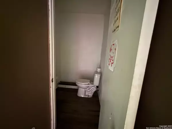 San Antonio, TX 78201,1002 Donaldson UNIT 1008