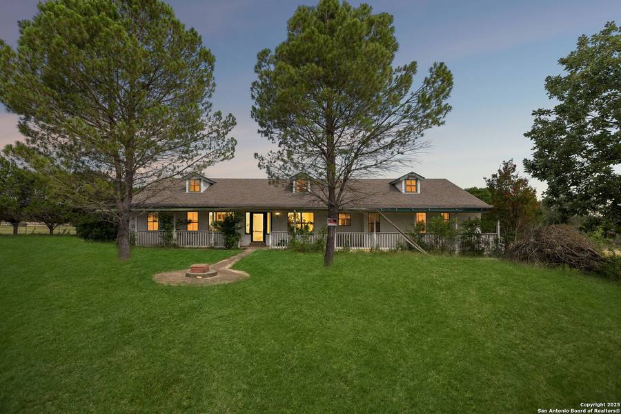 247 Center Point Dr E, Center Point, TX 78010