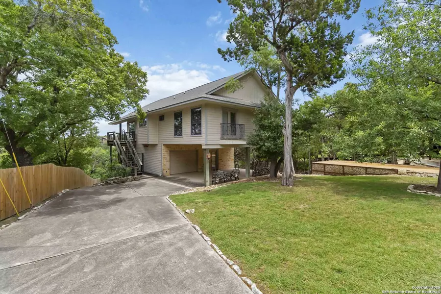 1115 Riviera, Canyon Lake, TX 78133