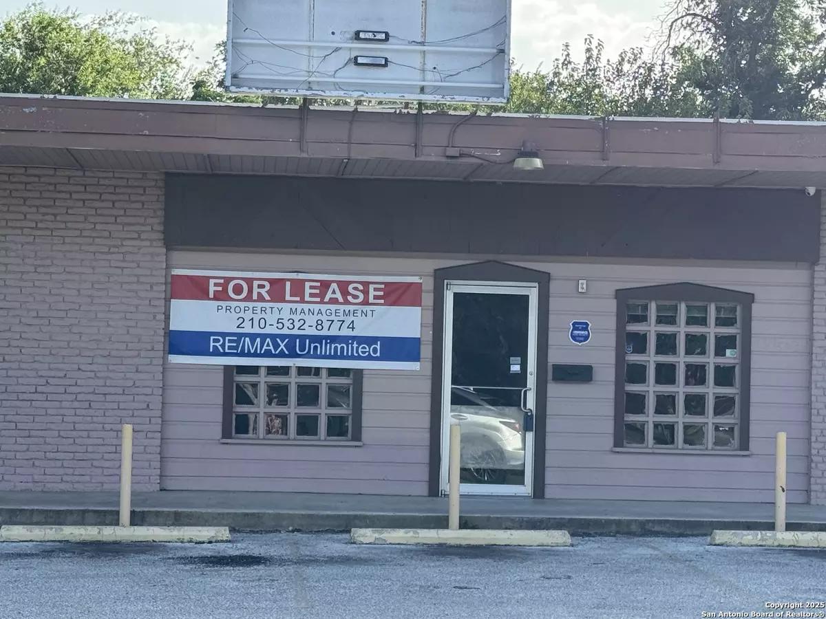 San Antonio, TX 78214,6505 Flores