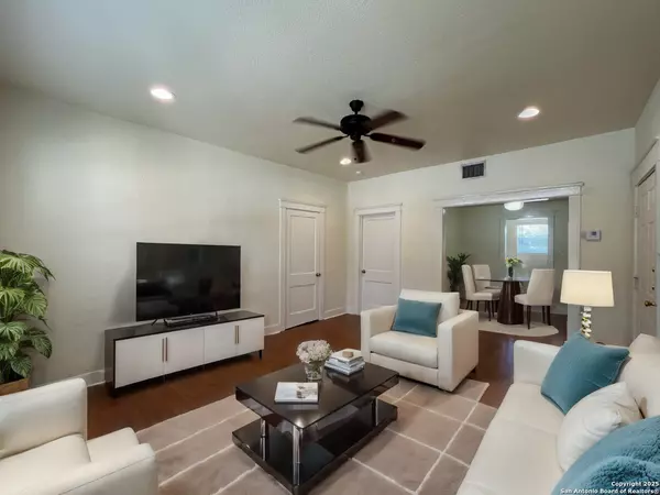 San Antonio, TX 78201,1535 W WOODLAWN AVE UNIT 1