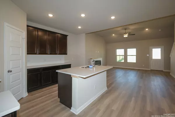 San Antonio, TX 78252,8821 Campacaus Trail