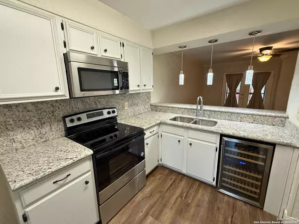 San Antonio, TX 78228-1024,5222 ROLLING RIDGE DR
