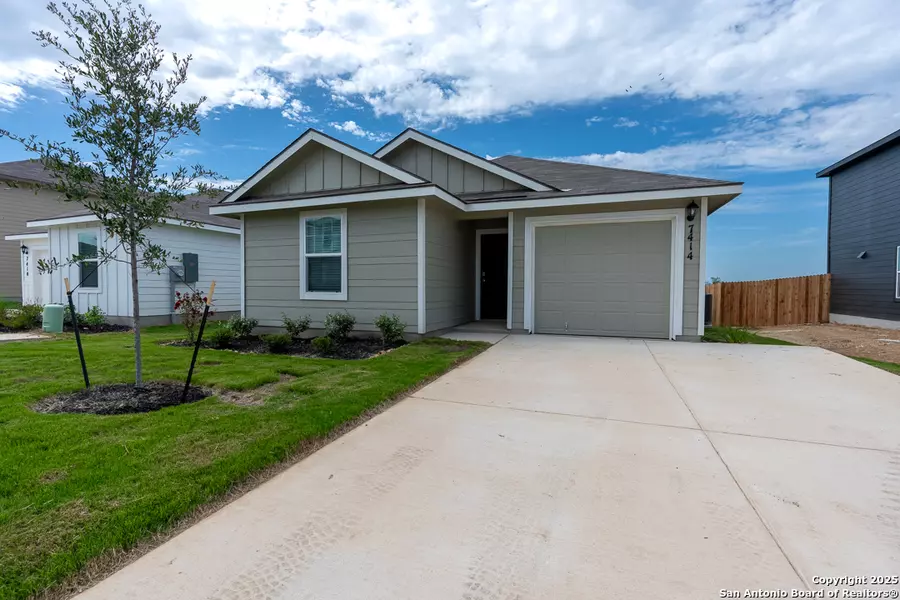 7414 Perseus Brook, San Antonio, TX 78252