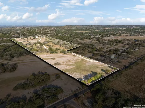 Center Point, TX 78010,232 Stoneleigh Road