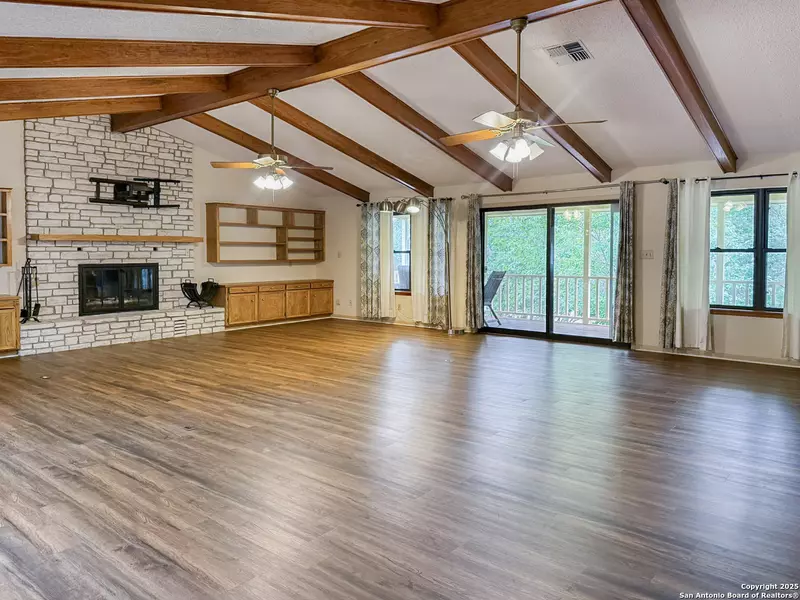 132 Outer Drive, Canyon Lake, TX 78133