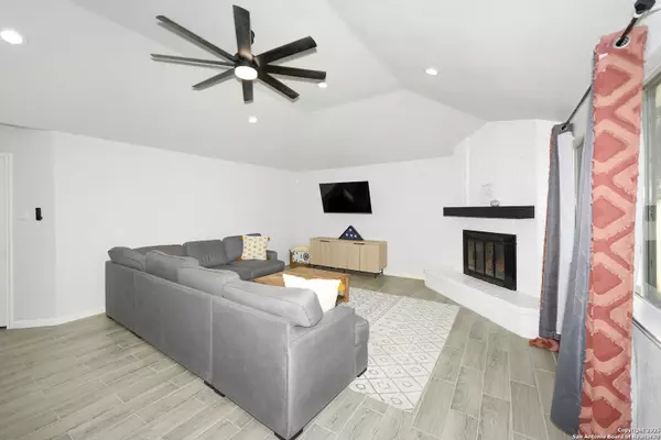 San Antonio, TX 78250,9507 Brook Green
