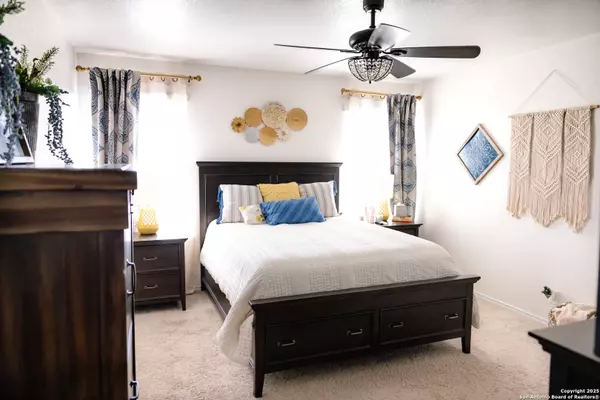 Schertz, TX 78154,10212 Metz Valley