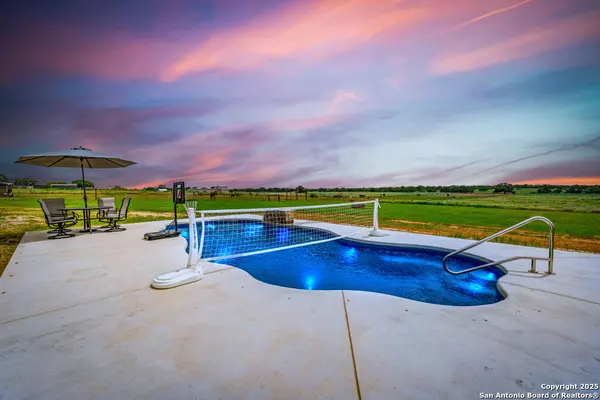 Floresville, TX 78114,3250 Fm 1922