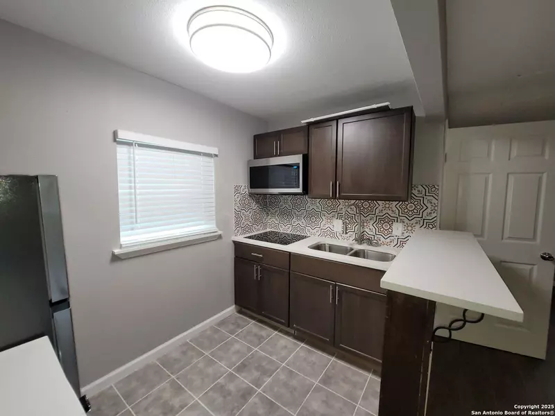 234 senisa UNIT 3, San Antonio, TX 78228