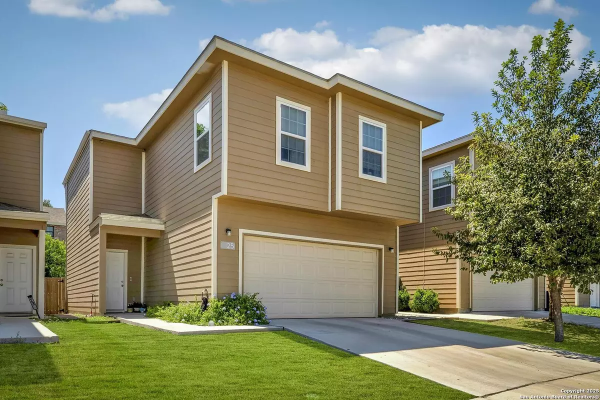 San Antonio, TX 78216,25 Oak Plaza